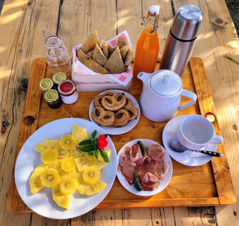 Stazzu La Capretta Farm Camping & Guest Rooms Olbia Bagian luar foto