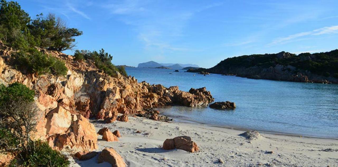 Stazzu La Capretta Farm Camping & Guest Rooms Olbia Bagian luar foto